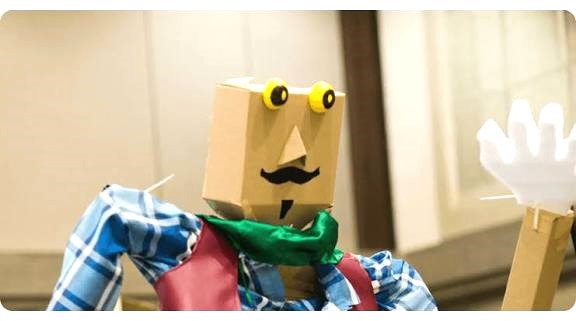 Giant Puppet activity photo 4