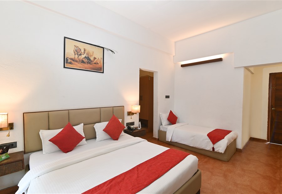 Vaarsa by Bay Hotels Alibaug room